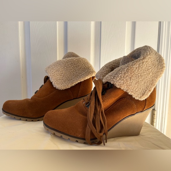 Kelsi Dagger women’s suede lace up wedge boots size 11 - Picture 4 of 6